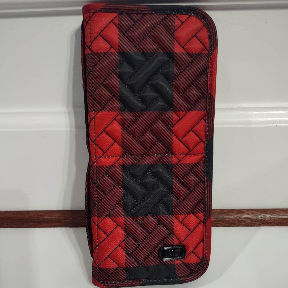 Lug Sleeper Brush Holder